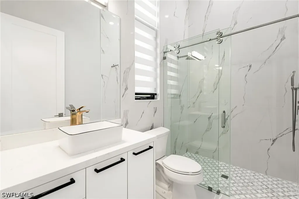 10 Caribbean Road Naples FL 34108