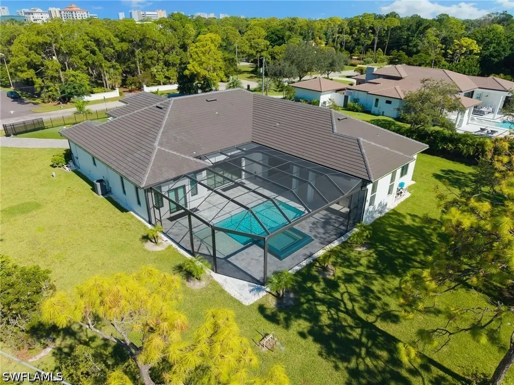 10 Caribbean Road Naples FL 34108