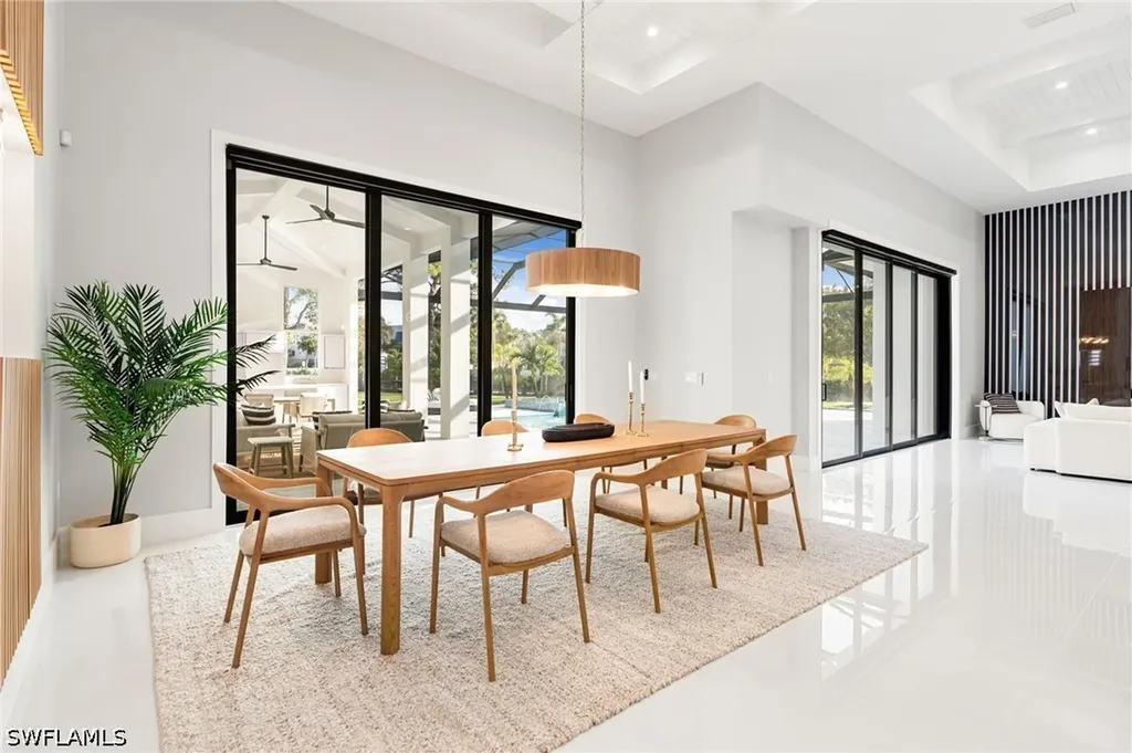 10 Caribbean Road Naples FL 34108