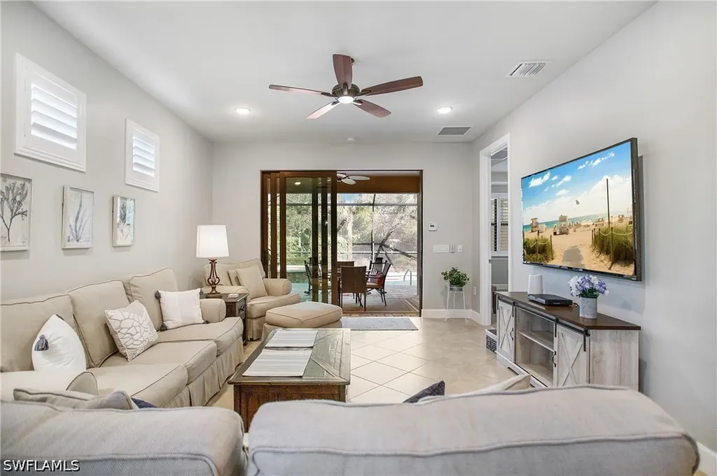 7674 Jacaranda Lane Naples FL 34114