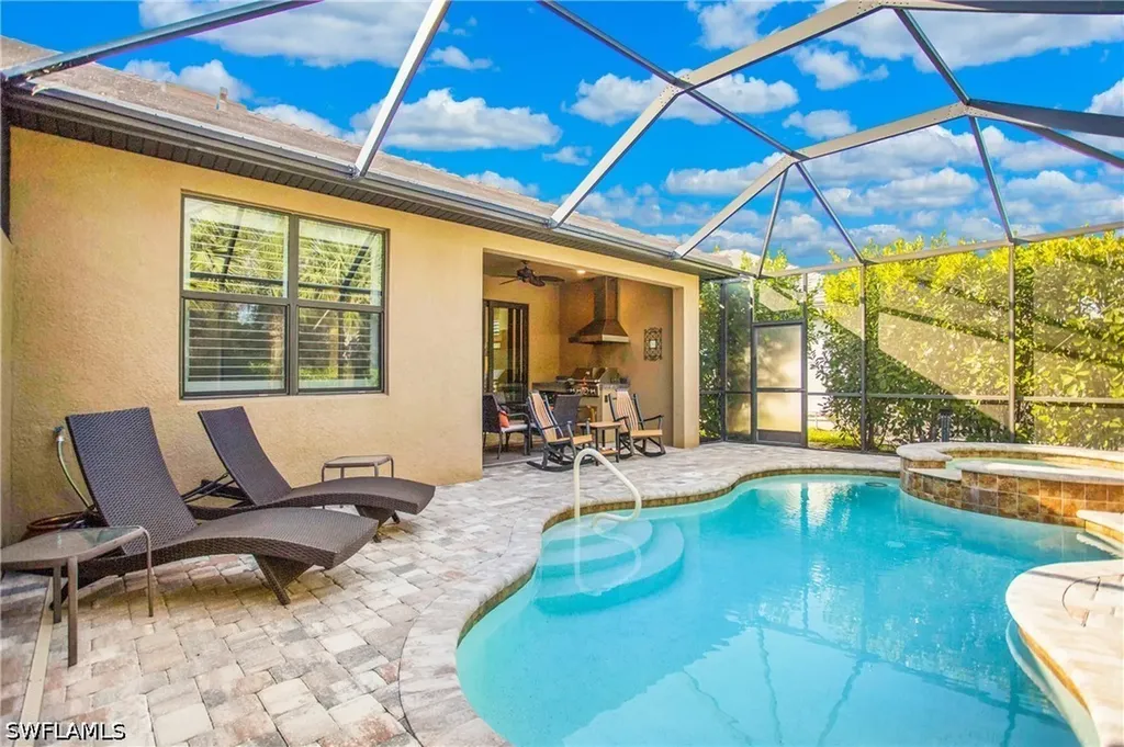7674 Jacaranda Lane Naples FL 34114