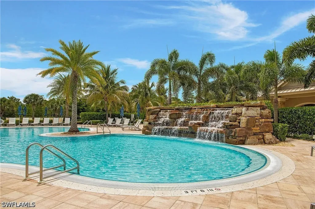7674 Jacaranda Lane Naples FL 34114