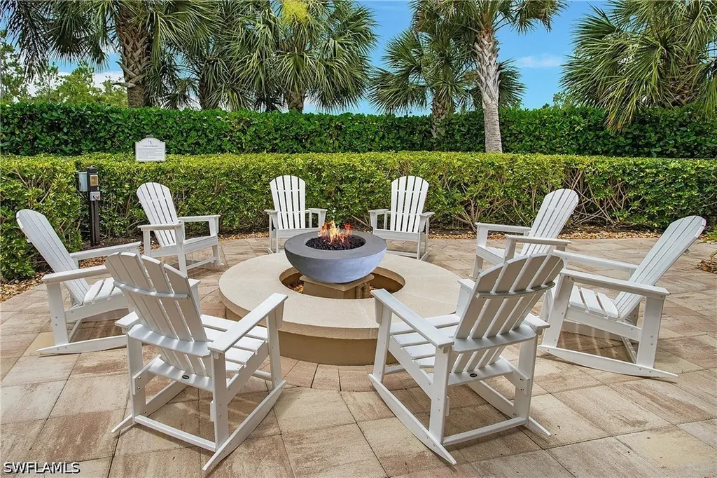 7674 Jacaranda Lane Naples FL 34114