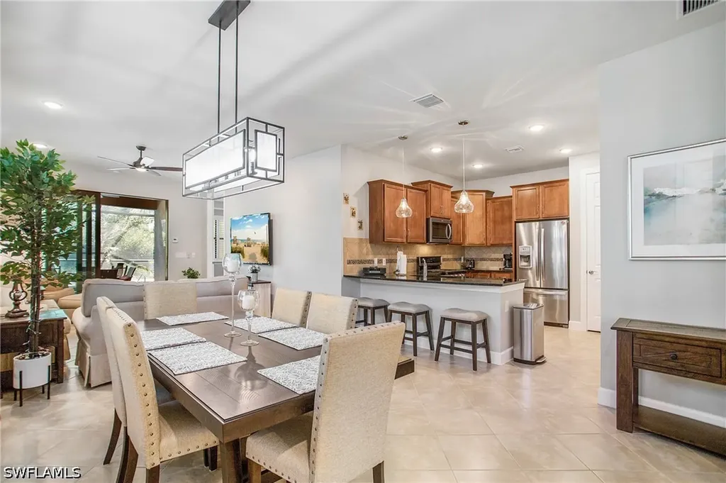 7674 Jacaranda Lane Naples FL 34114