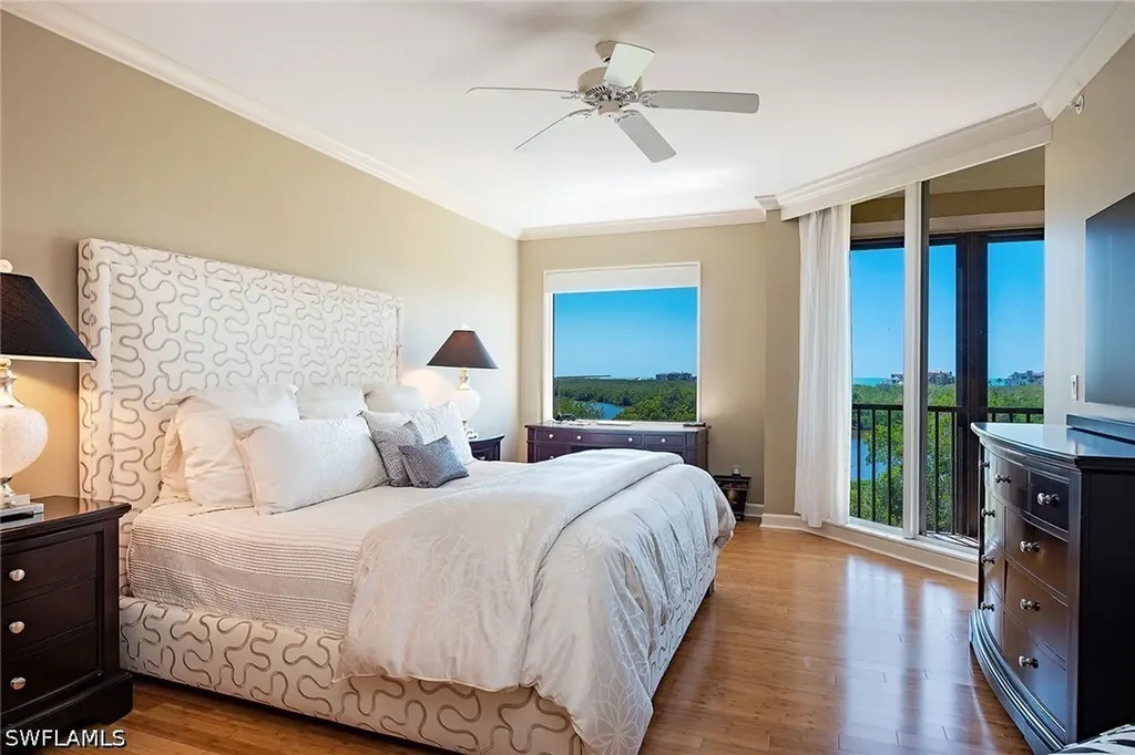 8990 Bay Colony Drive Naples FL 34108