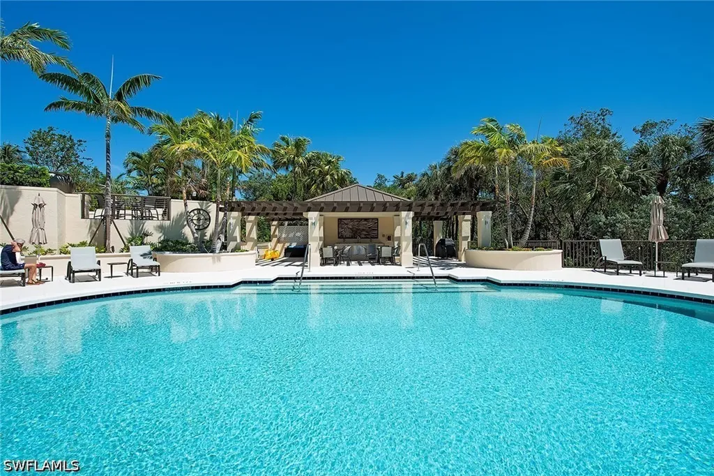 8990 Bay Colony Drive Naples FL 34108