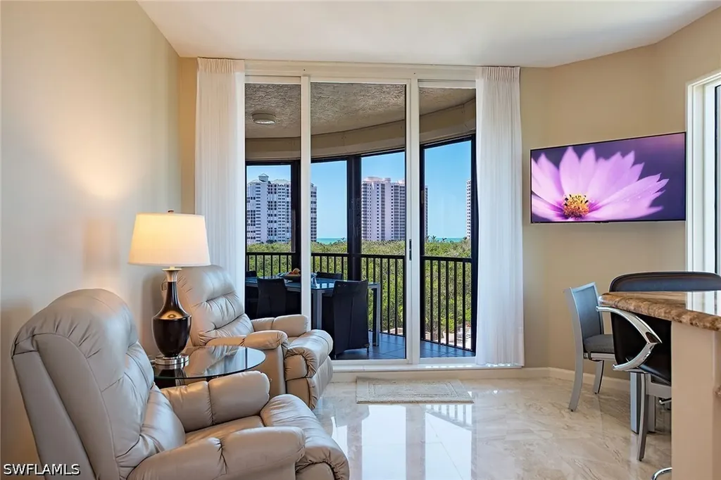 8990 Bay Colony Drive Naples FL 34108