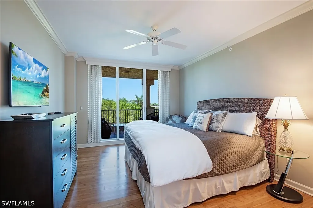 8990 Bay Colony Drive Naples FL 34108