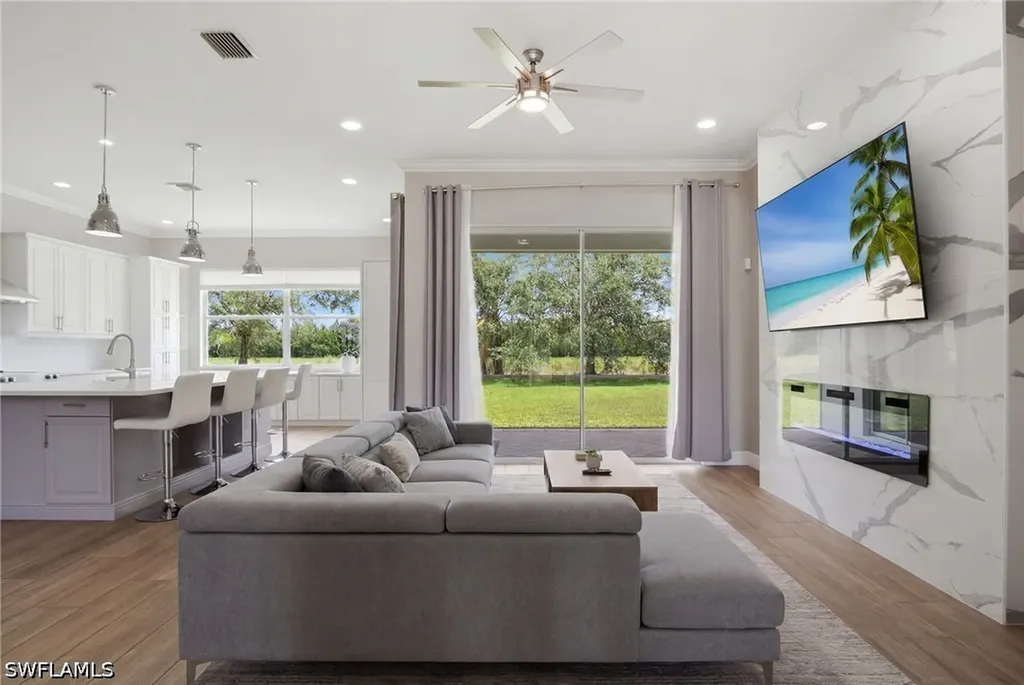 661 Grand Rapids Boulevard Naples FL 34120