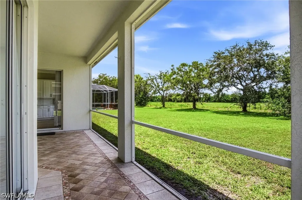 661 Grand Rapids Boulevard Naples FL 34120