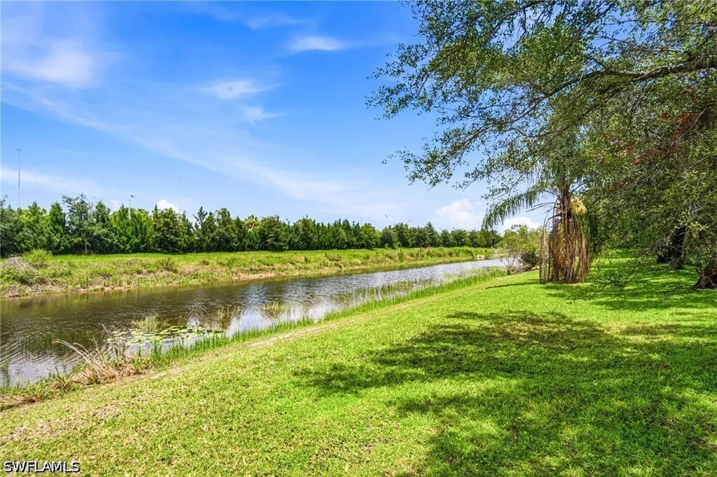 661 Grand Rapids Boulevard Naples FL 34120