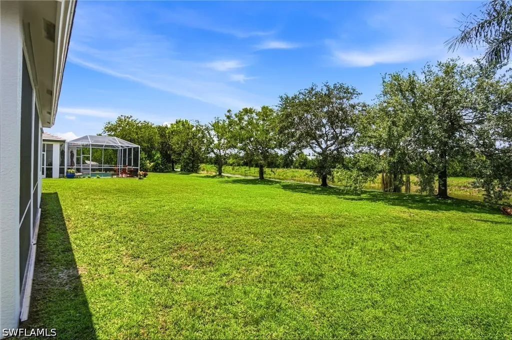 661 Grand Rapids Boulevard Naples FL 34120