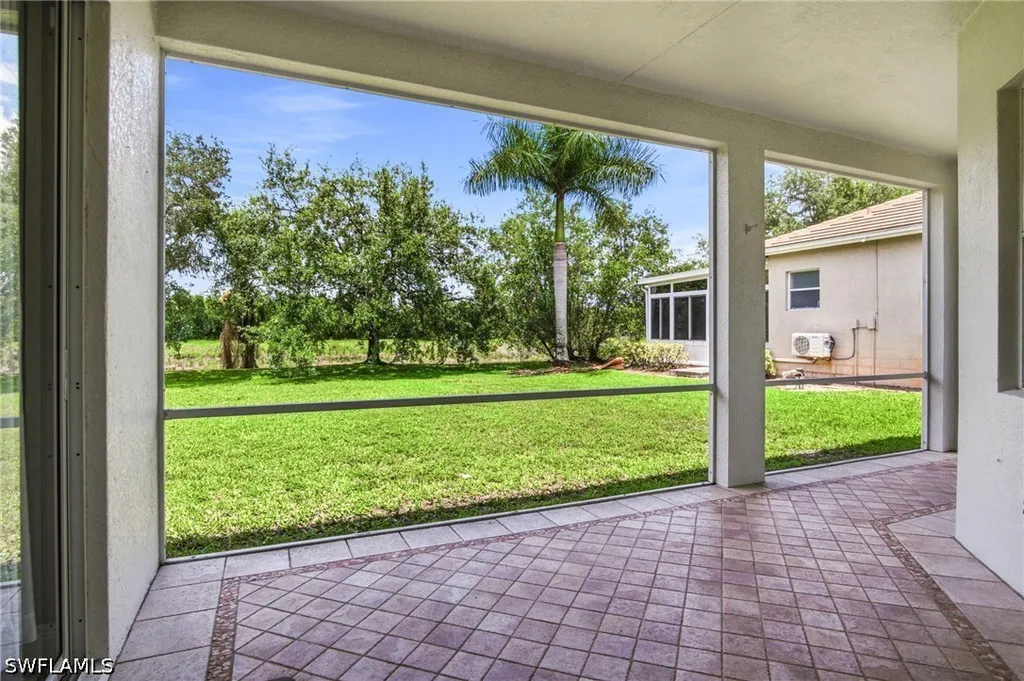 661 Grand Rapids Boulevard Naples FL 34120