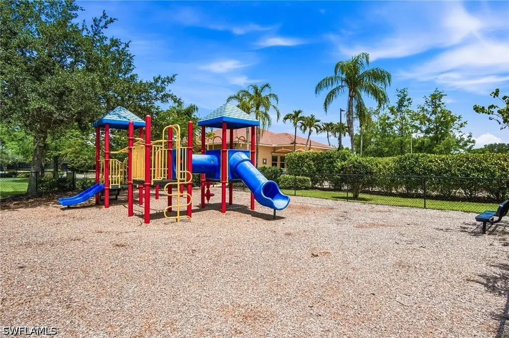 661 Grand Rapids Boulevard Naples FL 34120