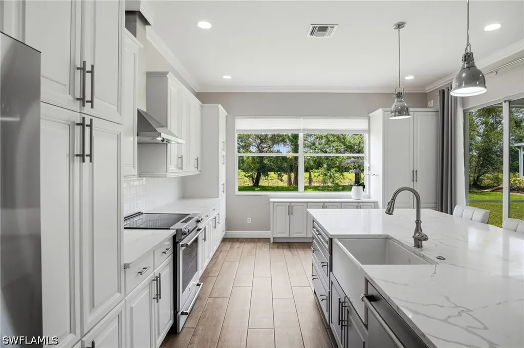 661 Grand Rapids Boulevard Naples FL 34120