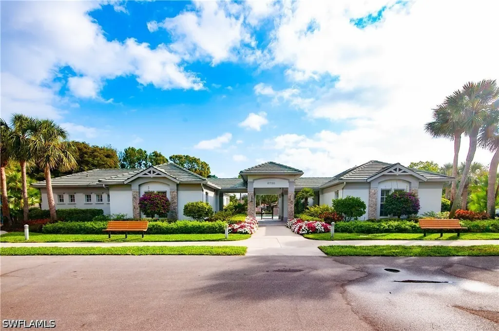 7120 Timberland Circle Naples FL 34109