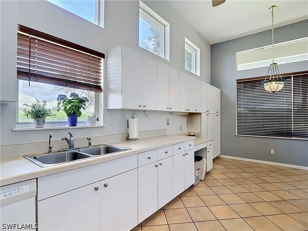 19372 Silver Oak Drive Estero FL 33967