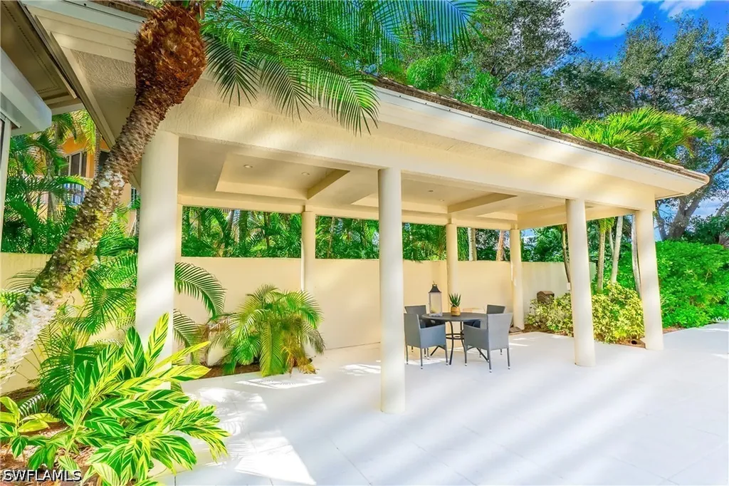 6599 Glen Arbor Way Naples FL 34119