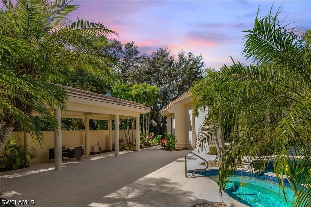 6599 Glen Arbor Way Naples FL 34119