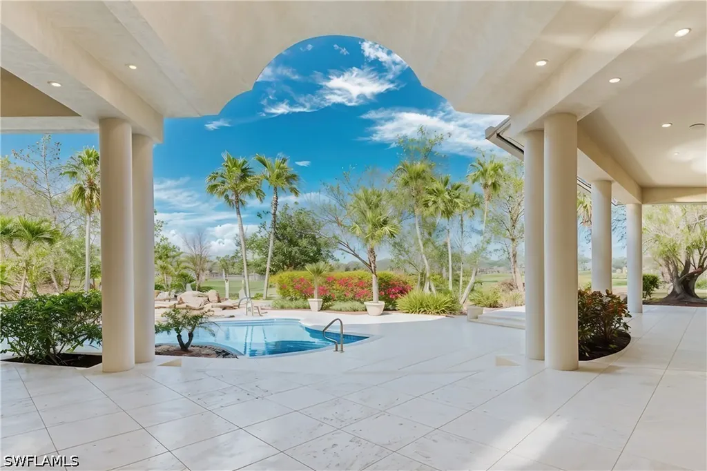 6599 Glen Arbor Way Naples FL 34119