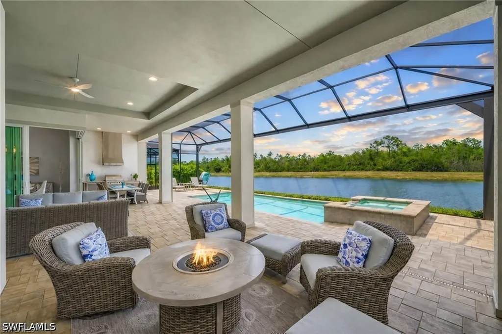 14338 Laguna Springs Lane Naples FL 34114