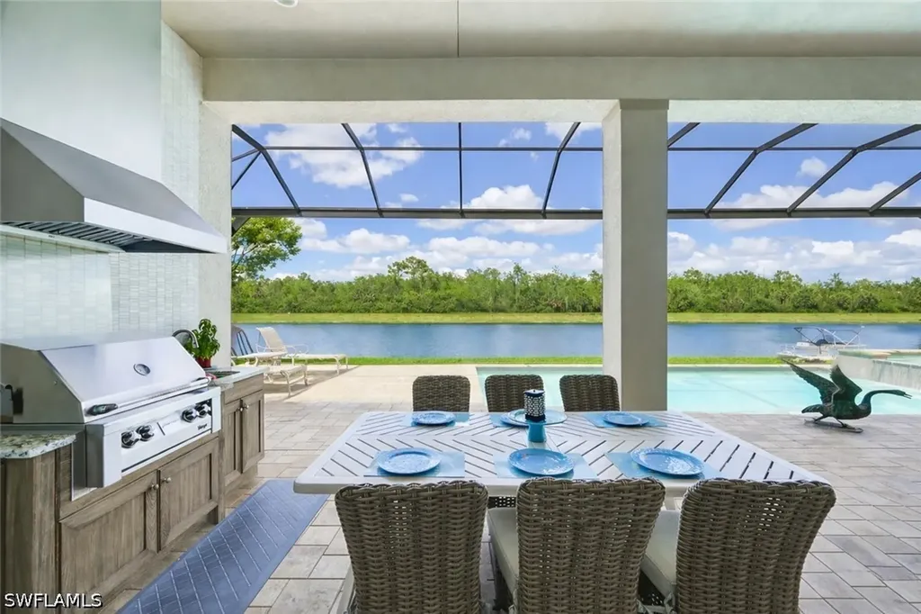 14338 Laguna Springs Lane Naples FL 34114