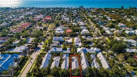 42 6TH Street S Naples FL 34102