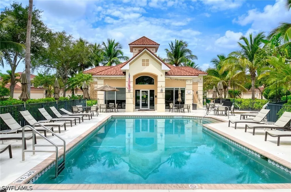 8649 Champions Point Naples FL 34113
