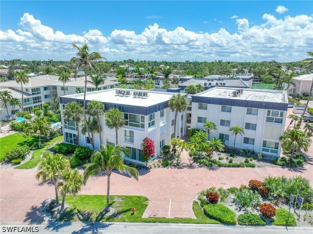 1930 Gulf Shore Boulevard N Naples FL 34102