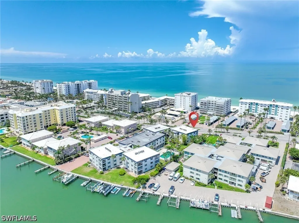 1930 Gulf Shore Boulevard N Naples FL 34102