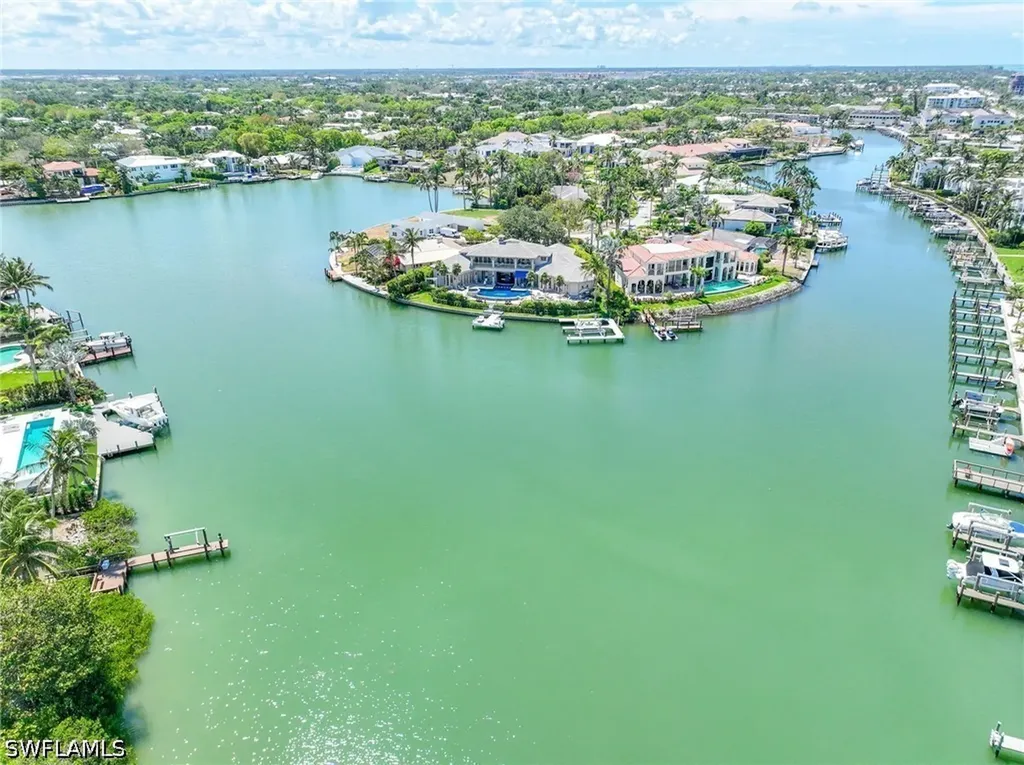1930 Gulf Shore Boulevard N Naples FL 34102