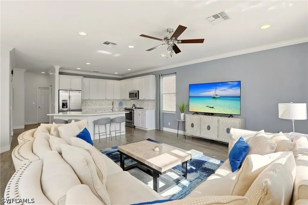 2150 Khasia Point Naples FL 34119