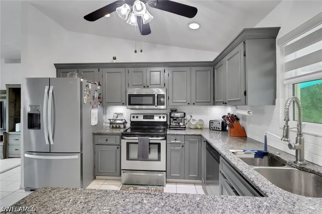 8341 Cardinal Road Fort Myers FL 33967