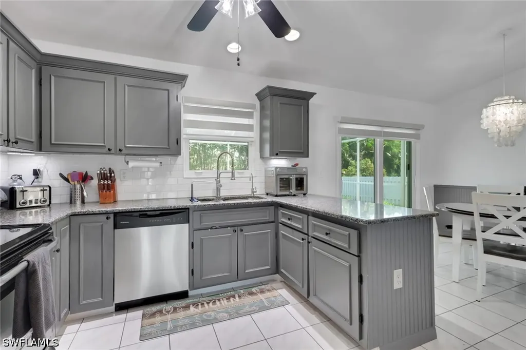 8341 Cardinal Road Fort Myers FL 33967