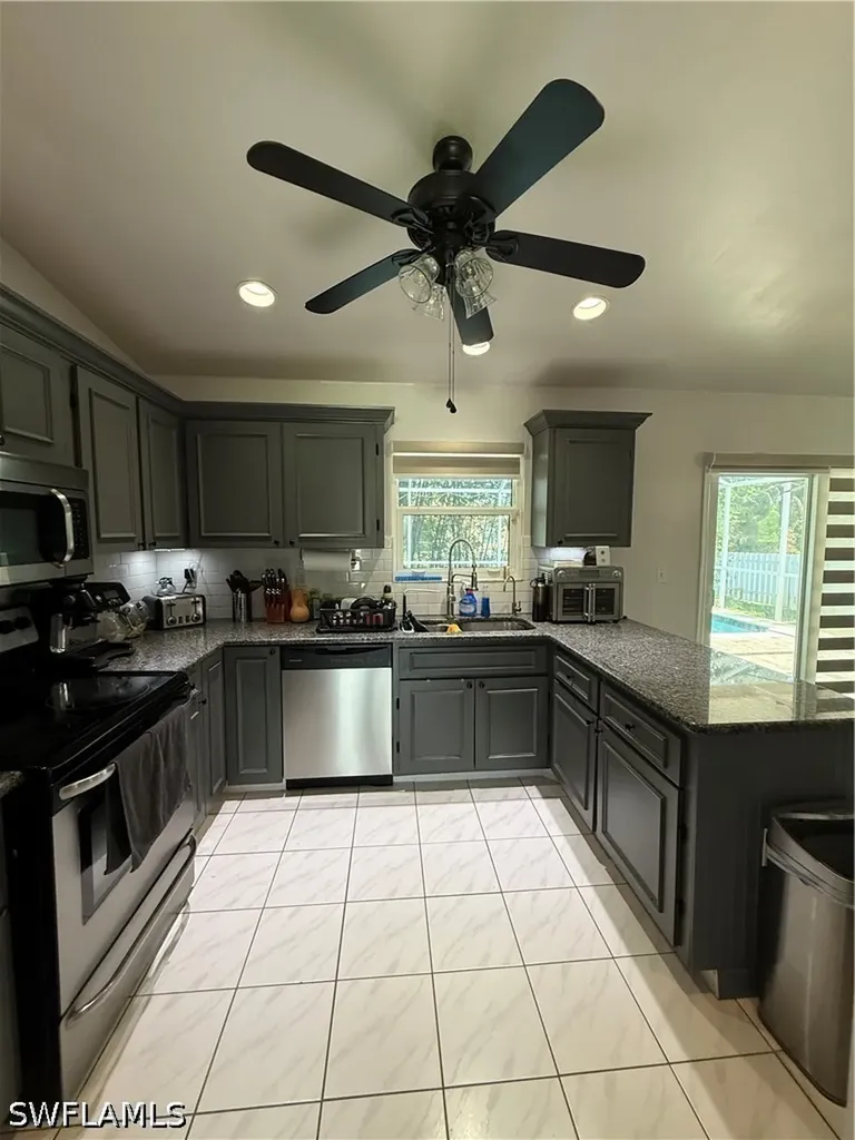 8341 Cardinal Road Fort Myers FL 33967