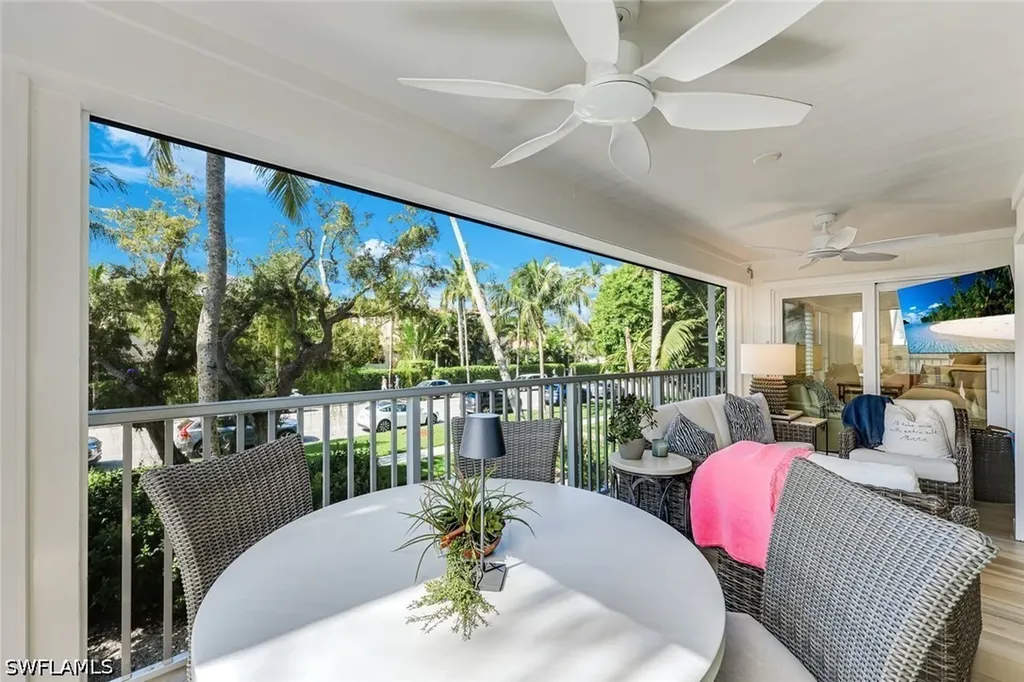 225 5th Avenue S Naples FL 34102