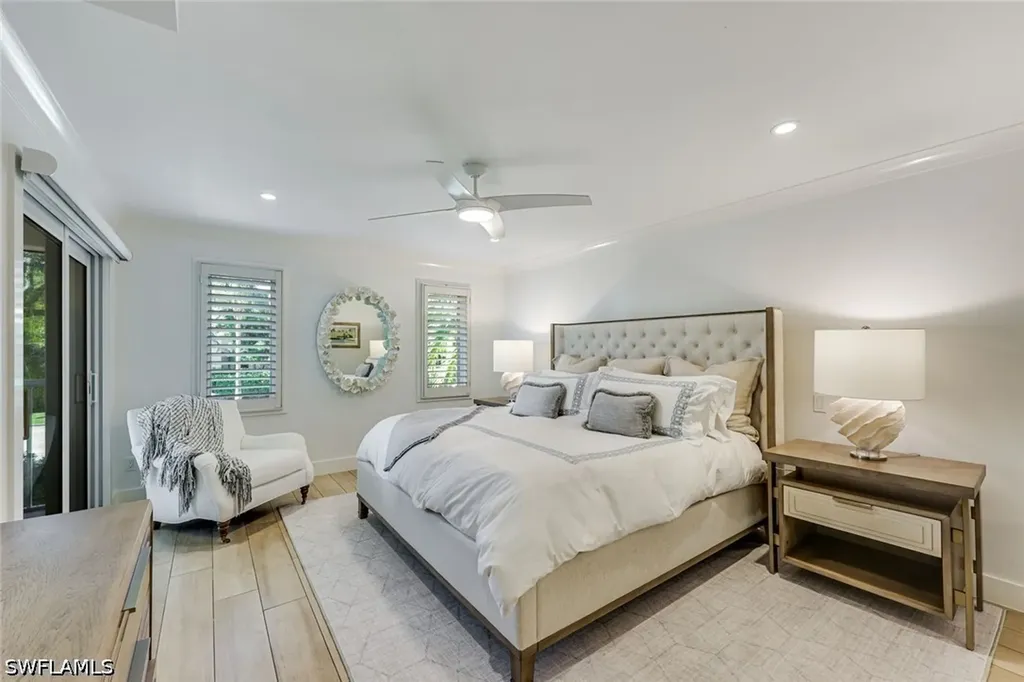 225 5th Avenue S Naples FL 34102