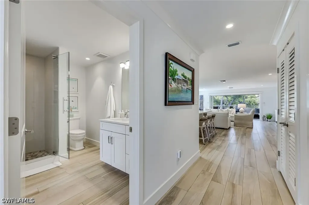 225 5th Avenue S Naples FL 34102