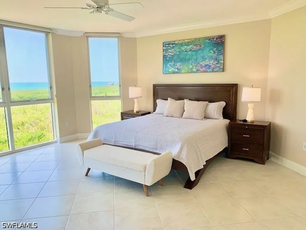 6597 Nicholas Boulevard Naples FL 34108