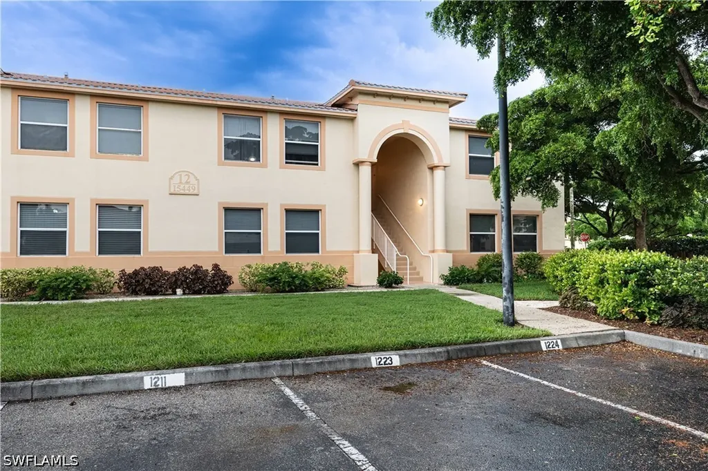 15449 Bellamar Circle Fort Myers FL 33908