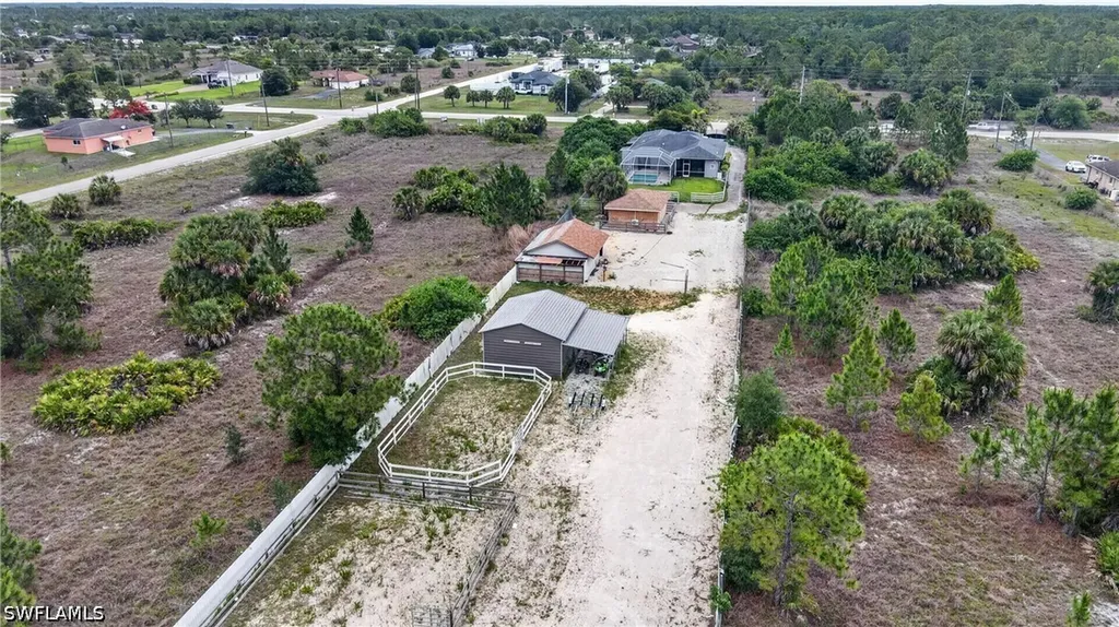 2863 Everglades Boulevard N Naples FL 34120