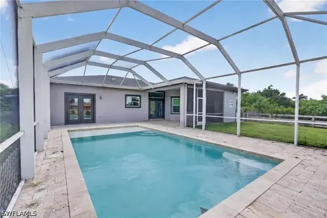 2863 Everglades Boulevard N Naples FL 34120