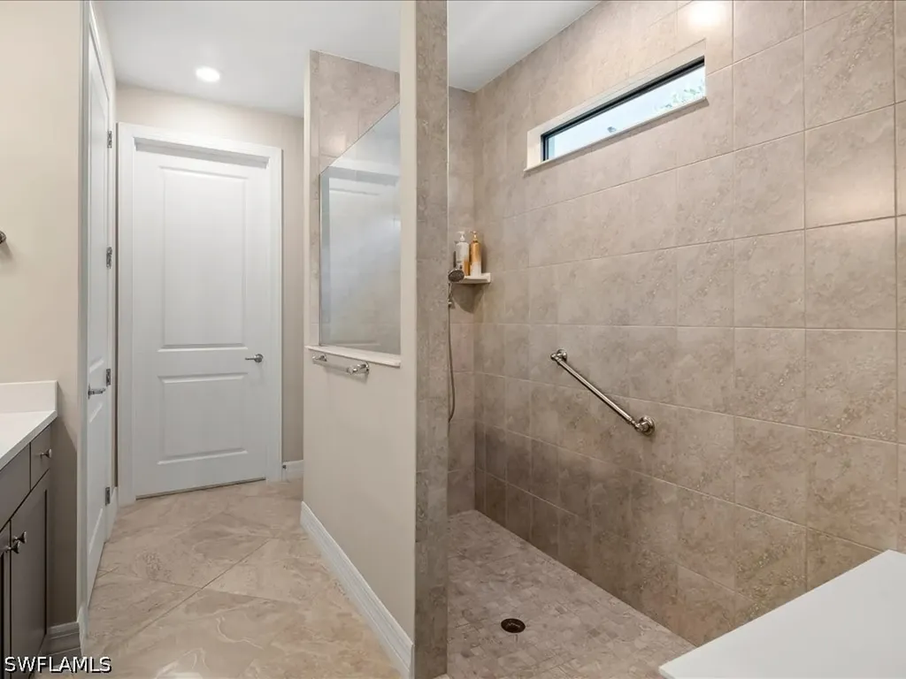 7225 Wilton Drive Naples FL 34109