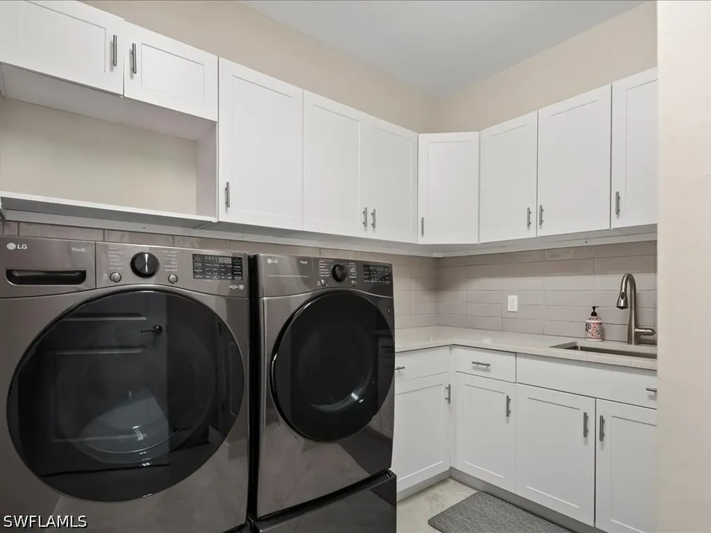 7225 Wilton Drive Naples FL 34109