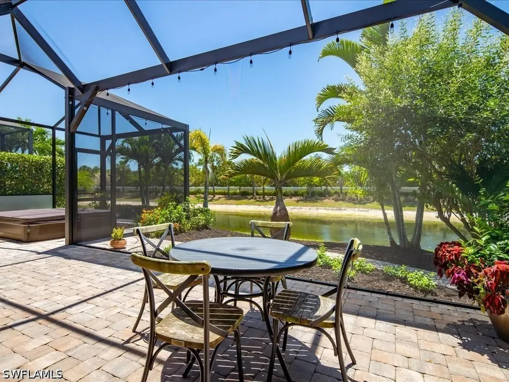 7225 Wilton Drive Naples FL 34109