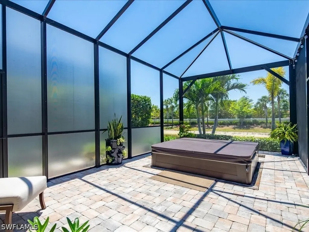 7225 Wilton Drive Naples FL 34109