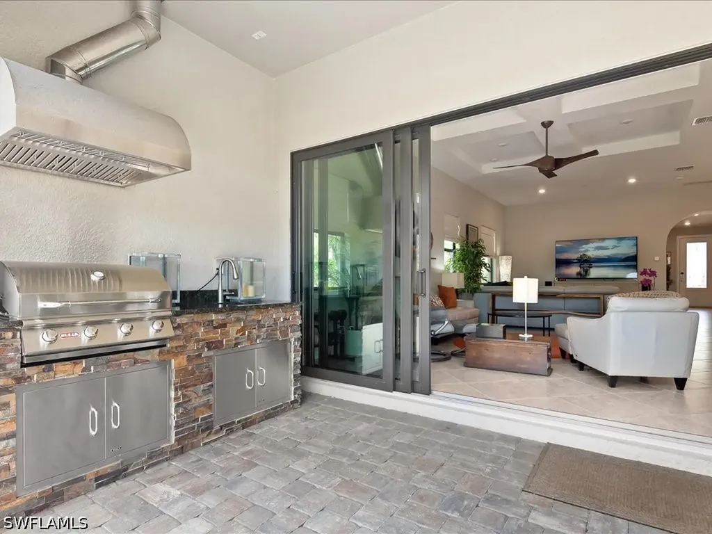 7225 Wilton Drive Naples FL 34109