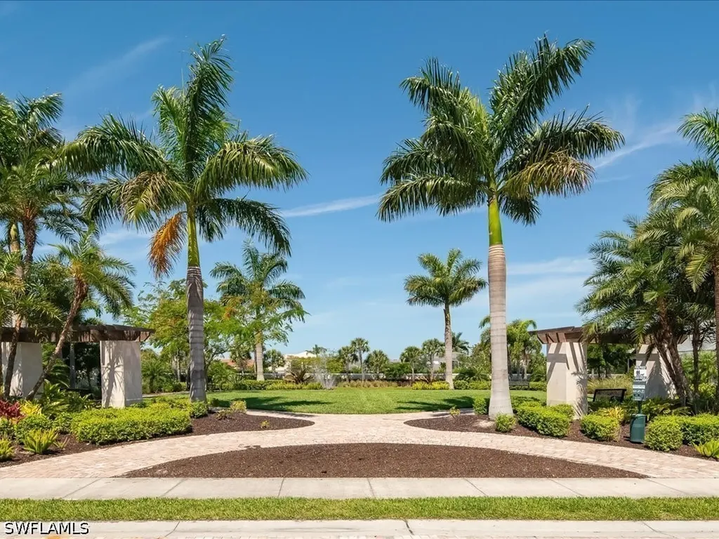 7225 Wilton Drive Naples FL 34109