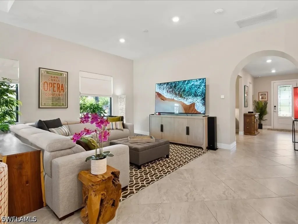 7225 Wilton Drive Naples FL 34109