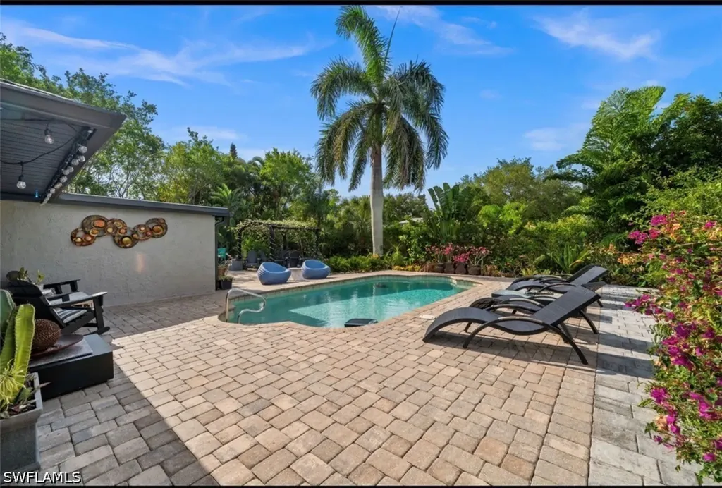 38 Willoughby Drive Naples FL 34110